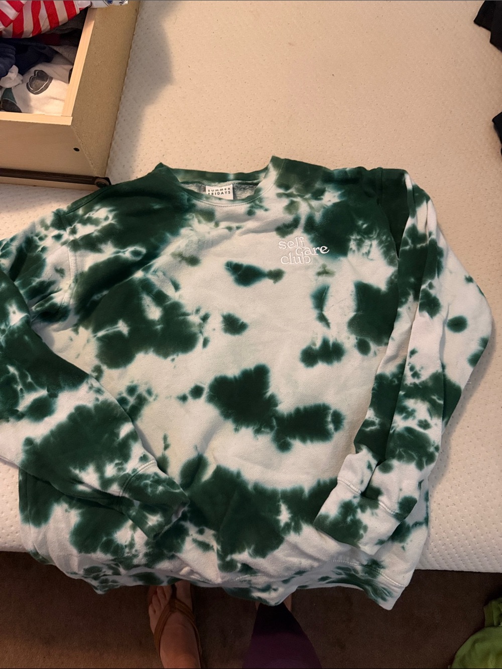 Summer Fridays Green and White Tie-Dye Crewneck Sweatshirt